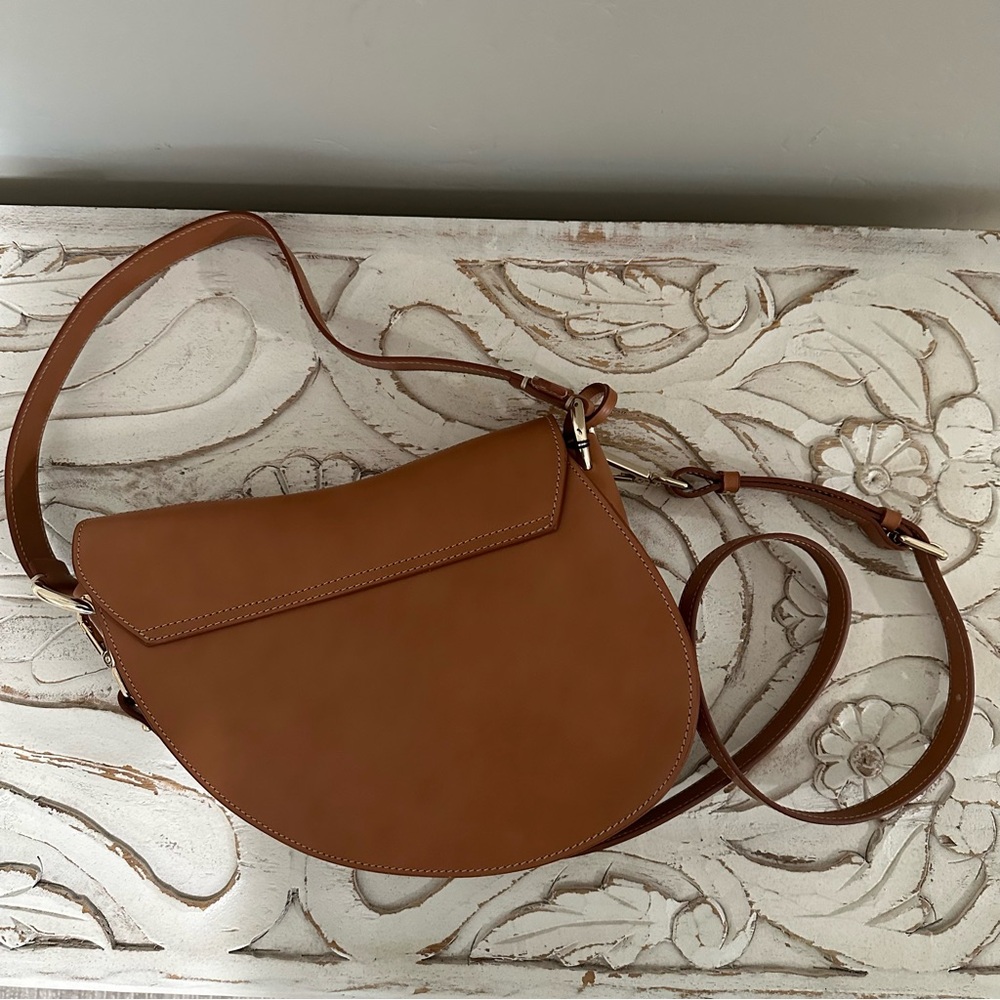 BOLDRINI
Made In Italy Leather Asymmetrical Saddle Bag - Picture 8 of 12
